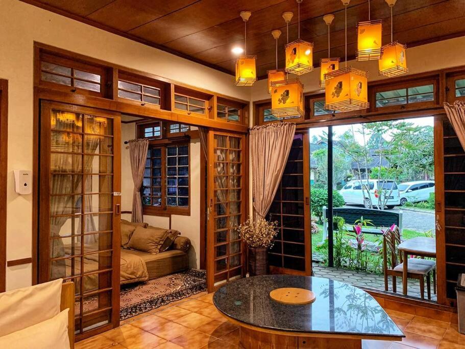 Designer Villa Tokyo ชิอันจูร์ ภายนอก รูปภาพ
