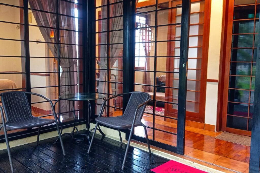 Designer Villa Tokyo ชิอันจูร์ ภายนอก รูปภาพ